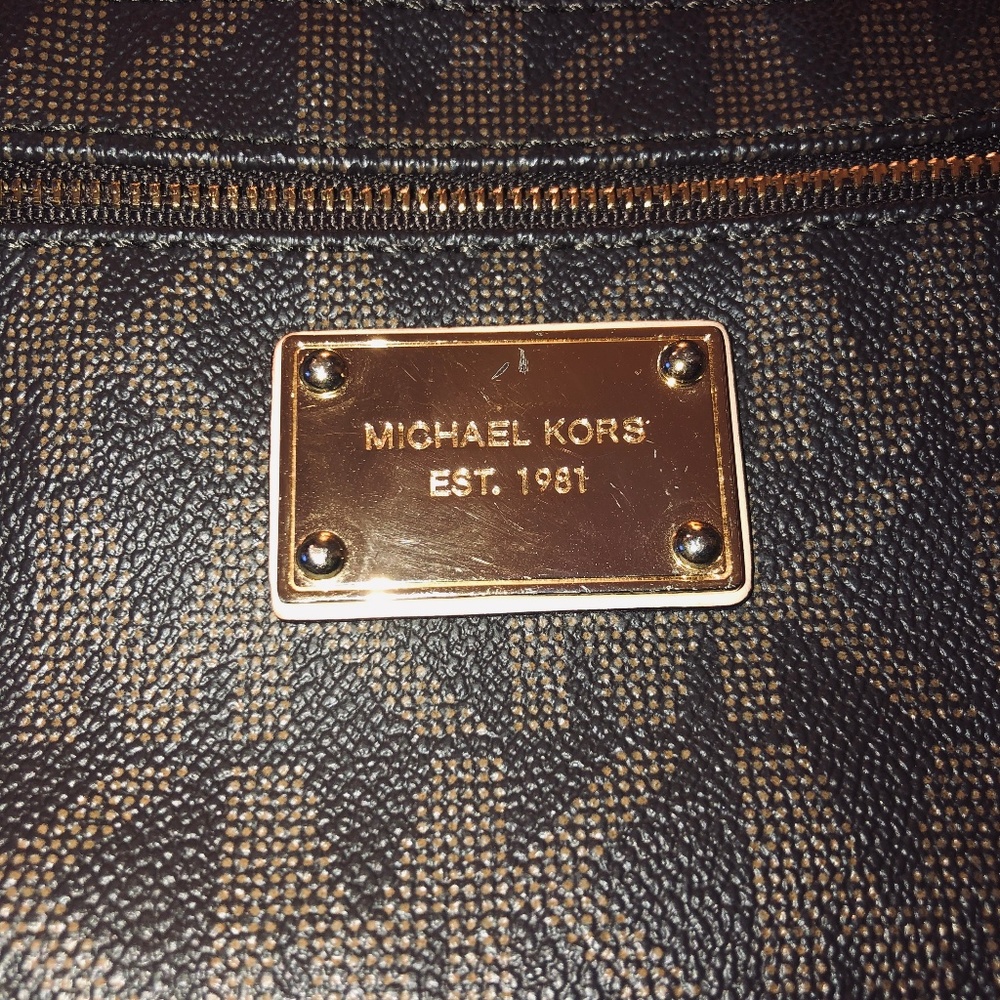 Michael Kors Lg Brown Logo Wristlet